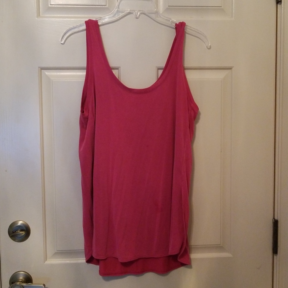 Pink tank top